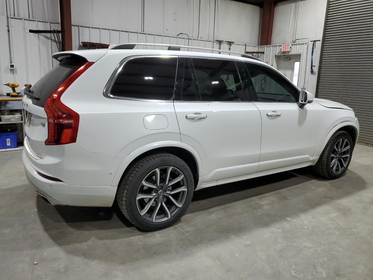 VOLVO XC90 T6 MOMENTUM 2019