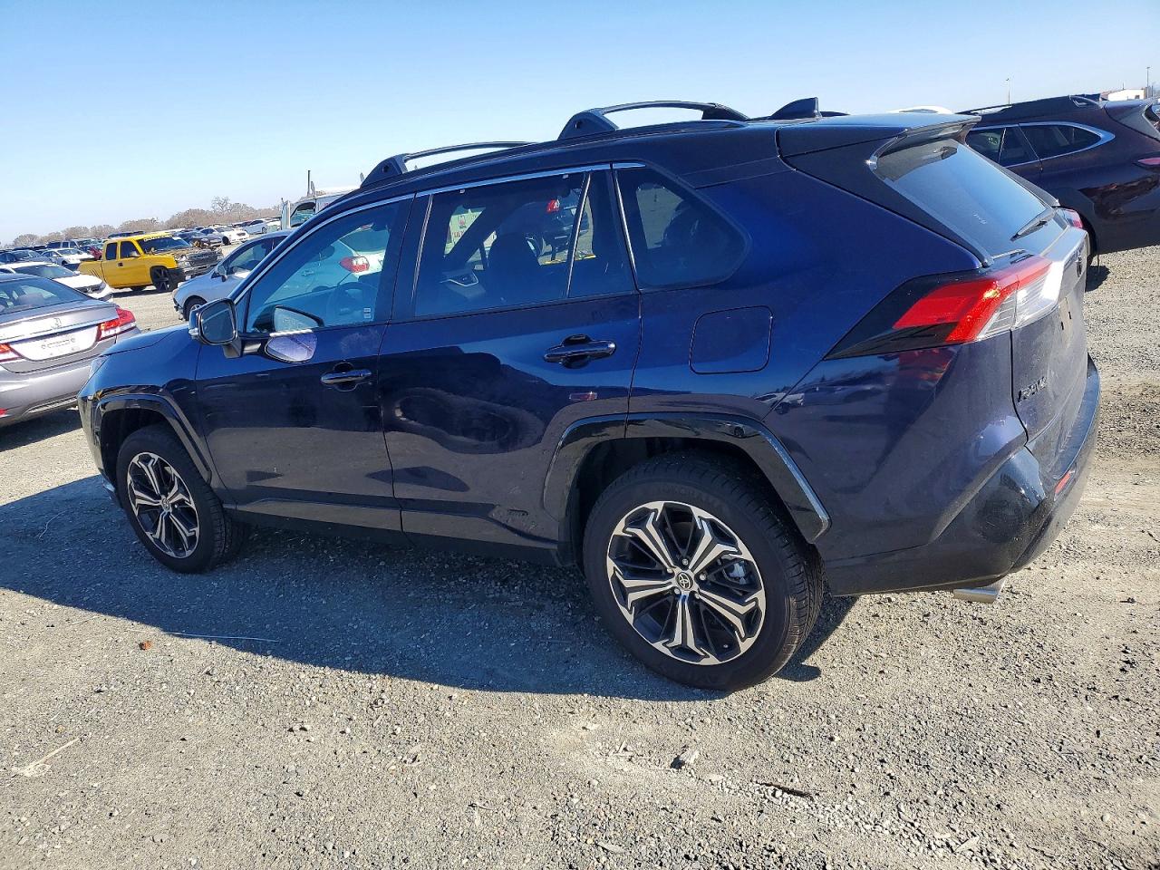 TOYOTA RAV4 XSE 2025