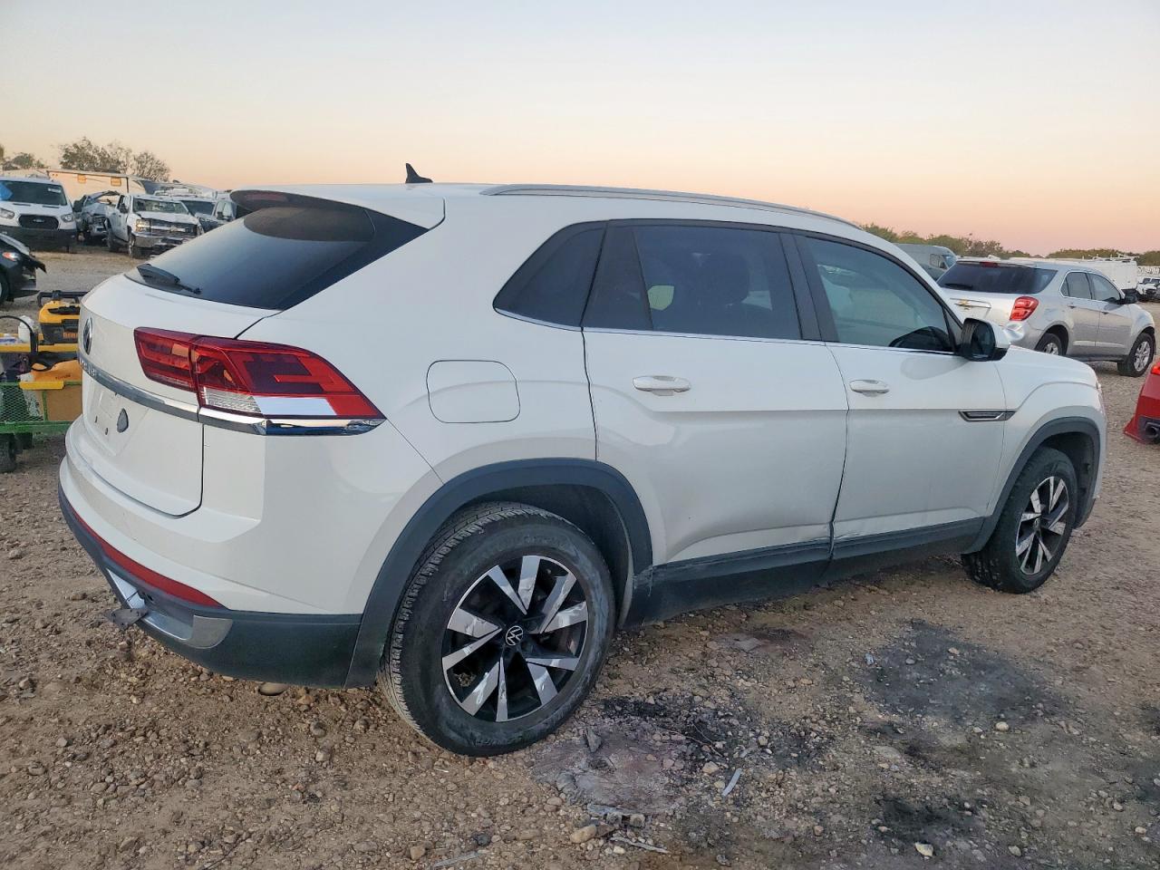 VOLKSWAGEN ATLAS CROSS SPORT SE 2020