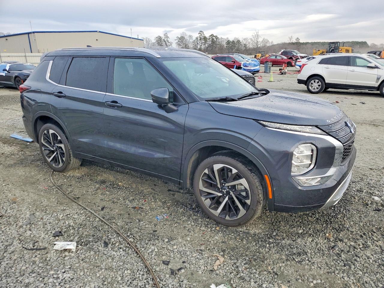 MITSUBISHI OUTLANDER SEL 2024