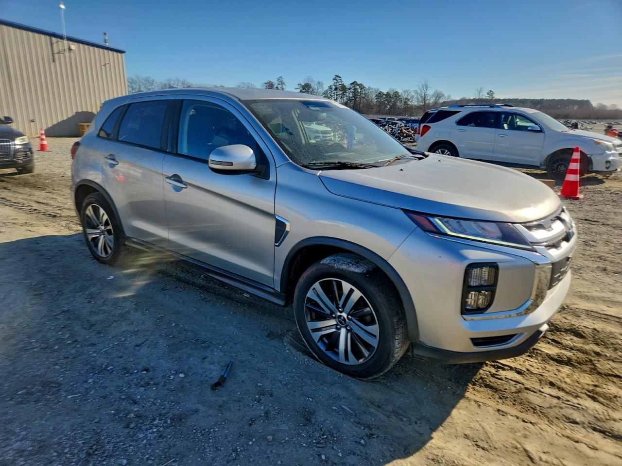 MITSUBISHI OUTLANDER SPORT SE 2020