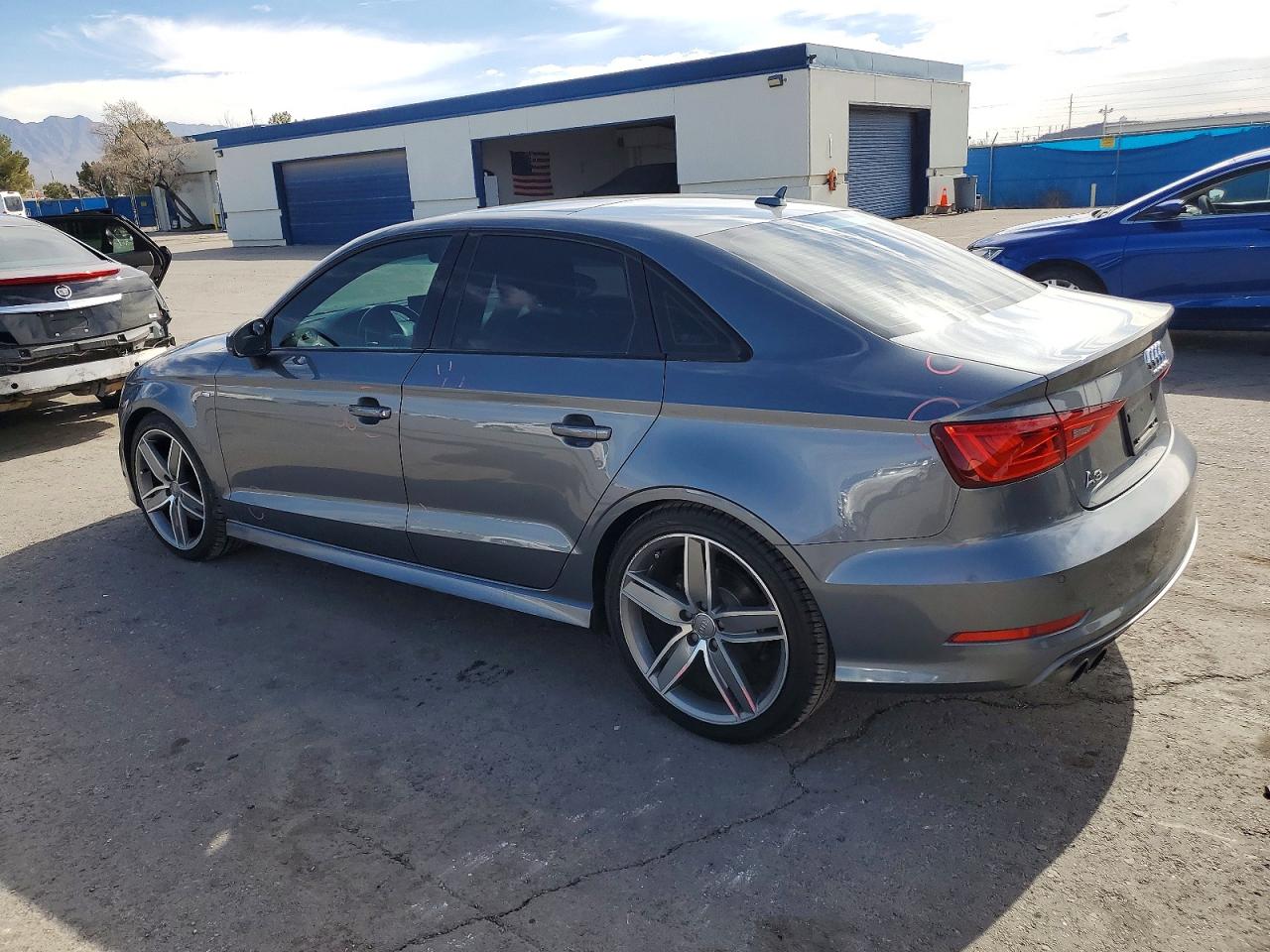 AUDI A3 PREMIUM 2016