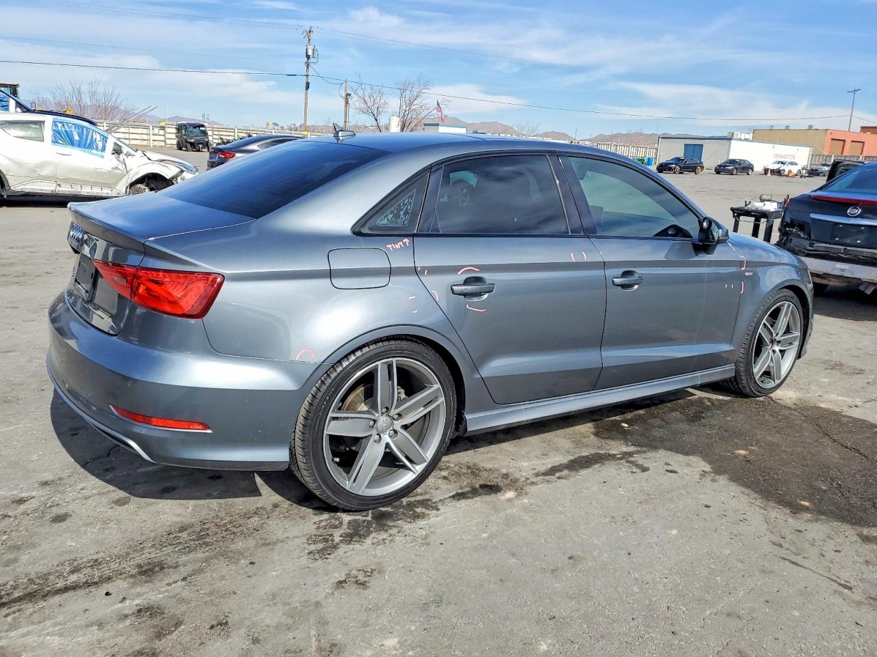 AUDI A3 PREMIUM 2016