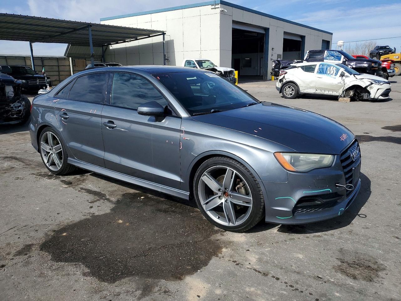 AUDI A3 PREMIUM 2016