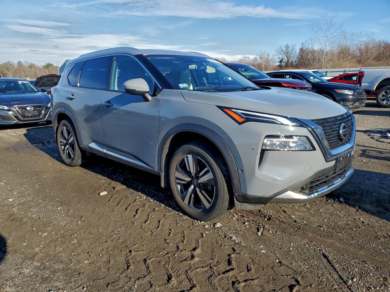 NISSAN ROGUE PLATINUM 2021
