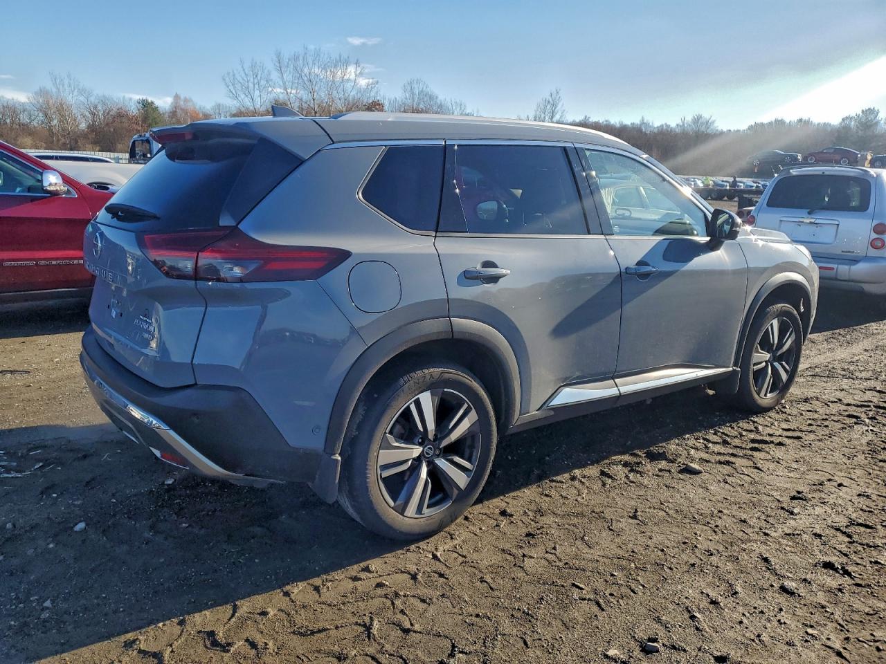 NISSAN ROGUE PLATINUM 2021