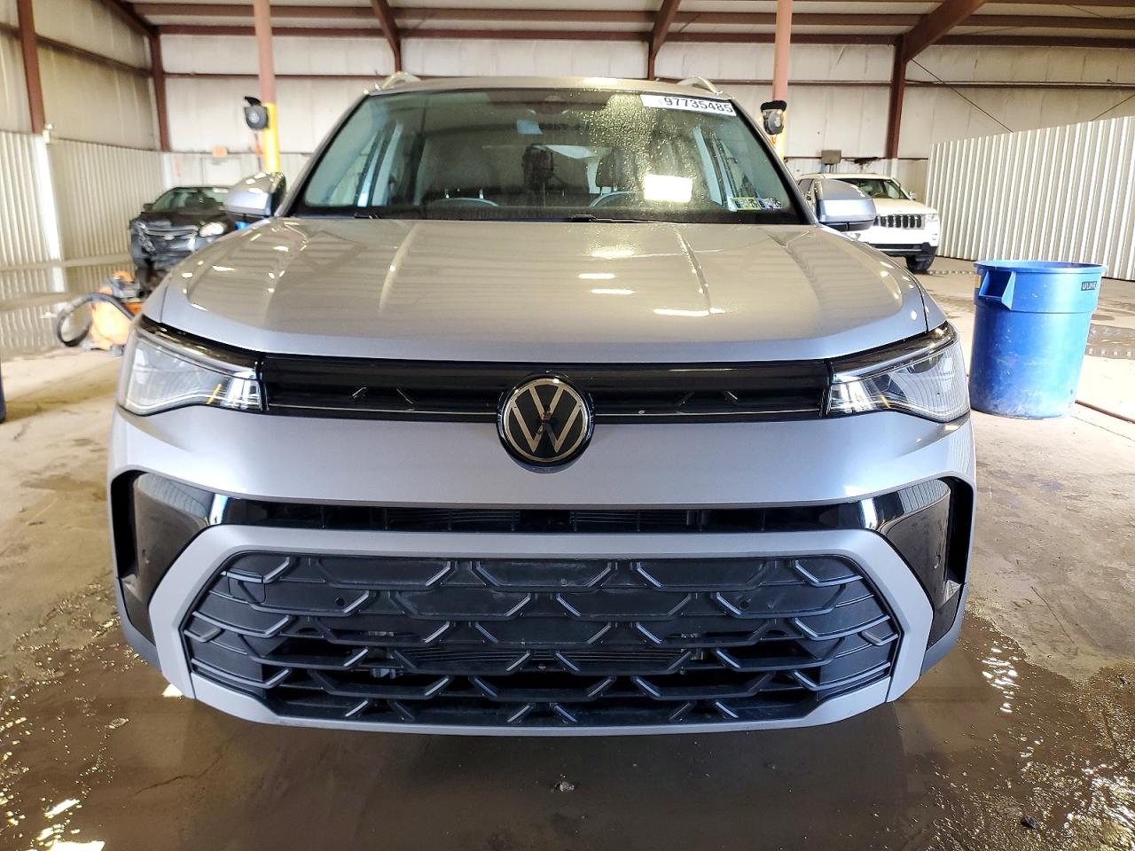 VOLKSWAGEN TAOS SE 2025
