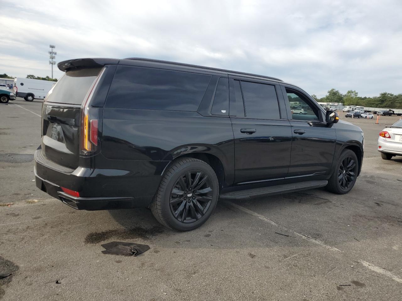 CADILLAC ESCALADE ESV SPORT PLATINUM 2021