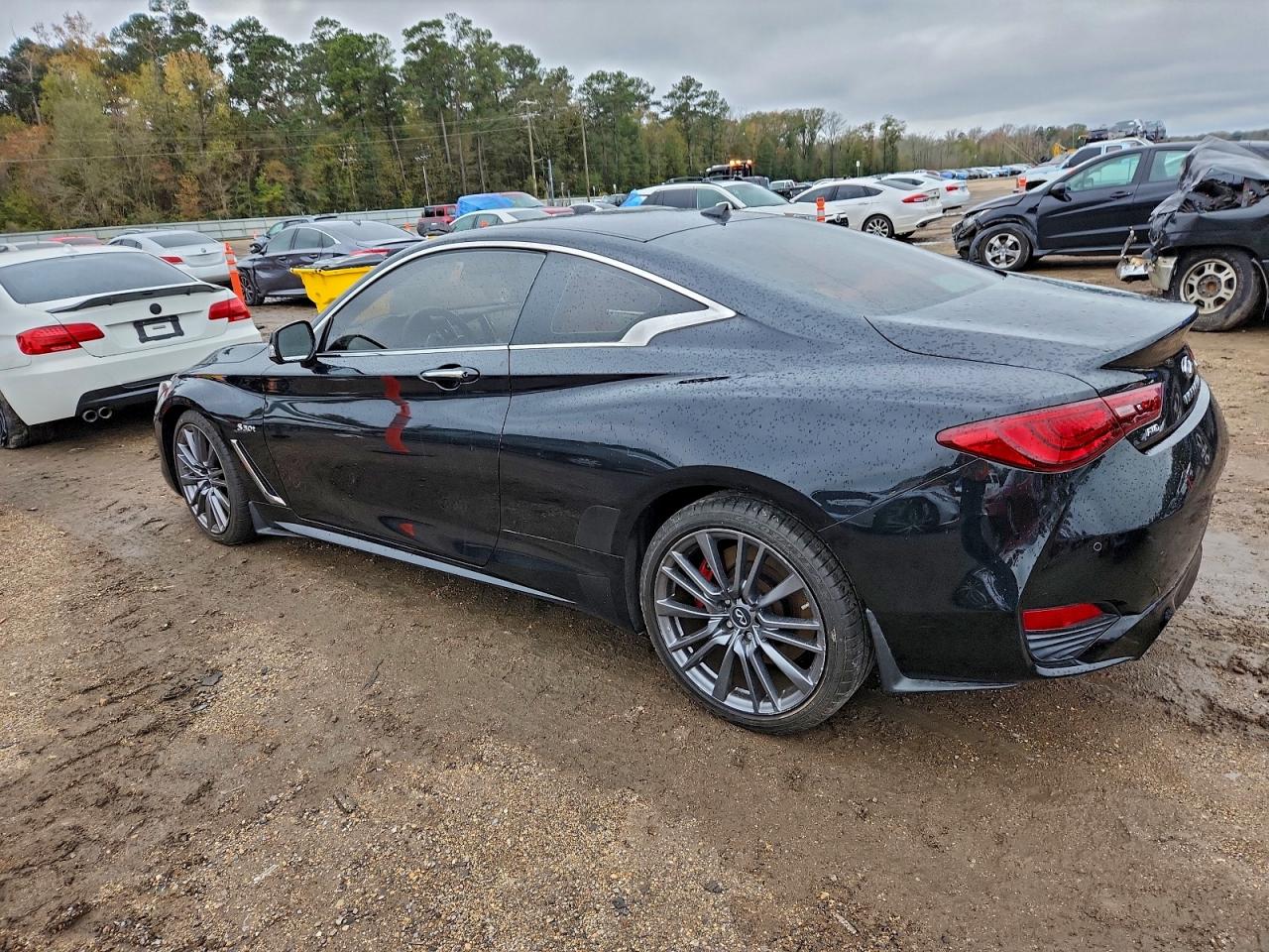 INFINITI Q60 RED SPORT 400 2017