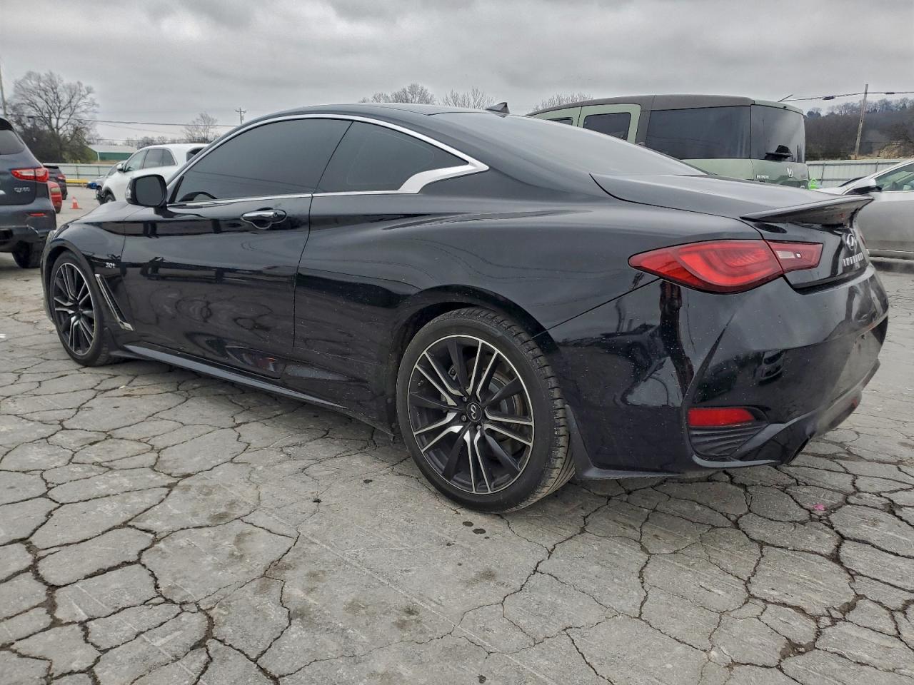 INFINITI Q60 LUXE 300 2018