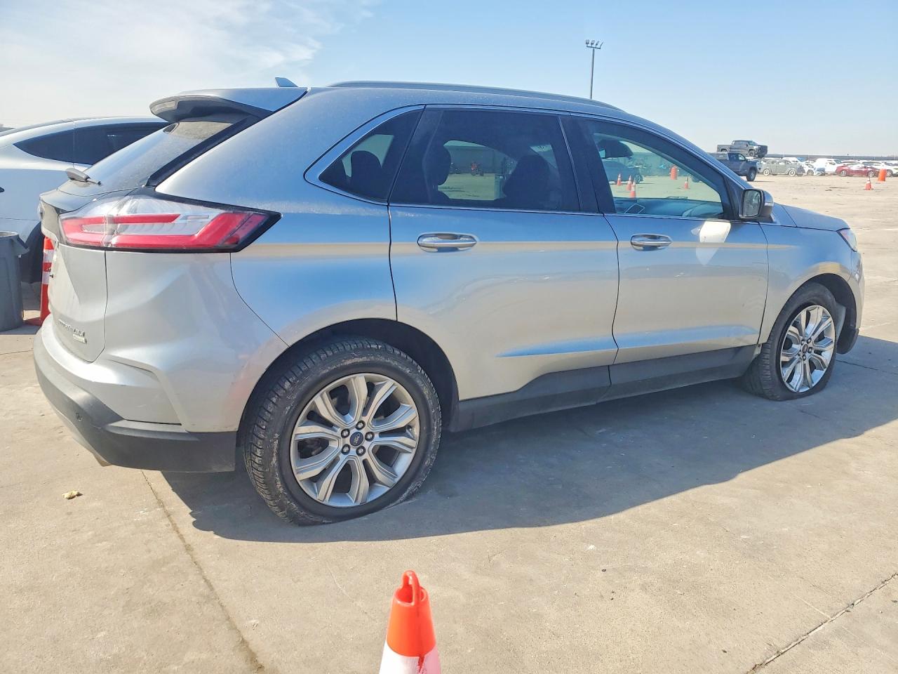 FORD EDGE TITANIUM 2020