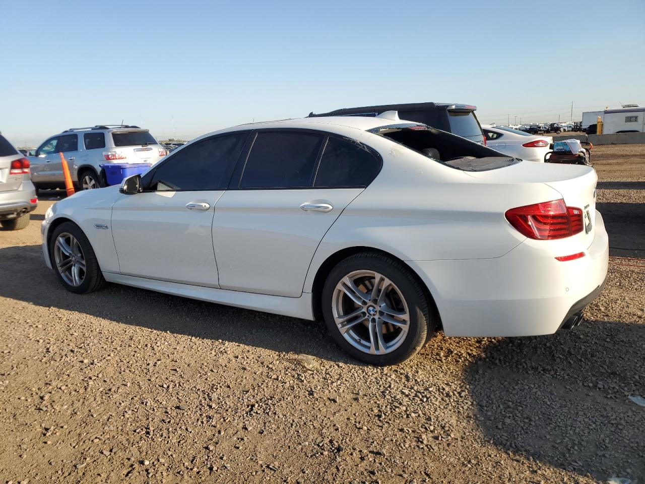 BMW 528 XI 2016