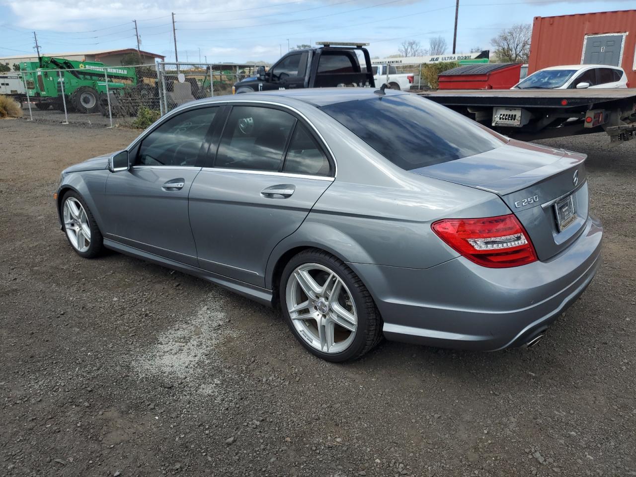 MERCEDES-BENZ C 250 2013