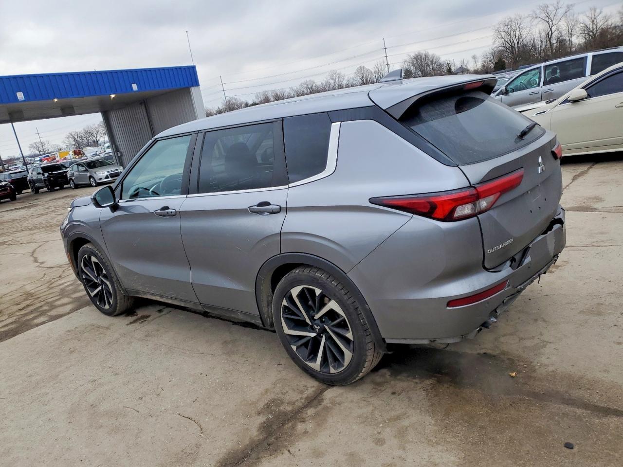 MITSUBISHI OUTLANDER SE 2022