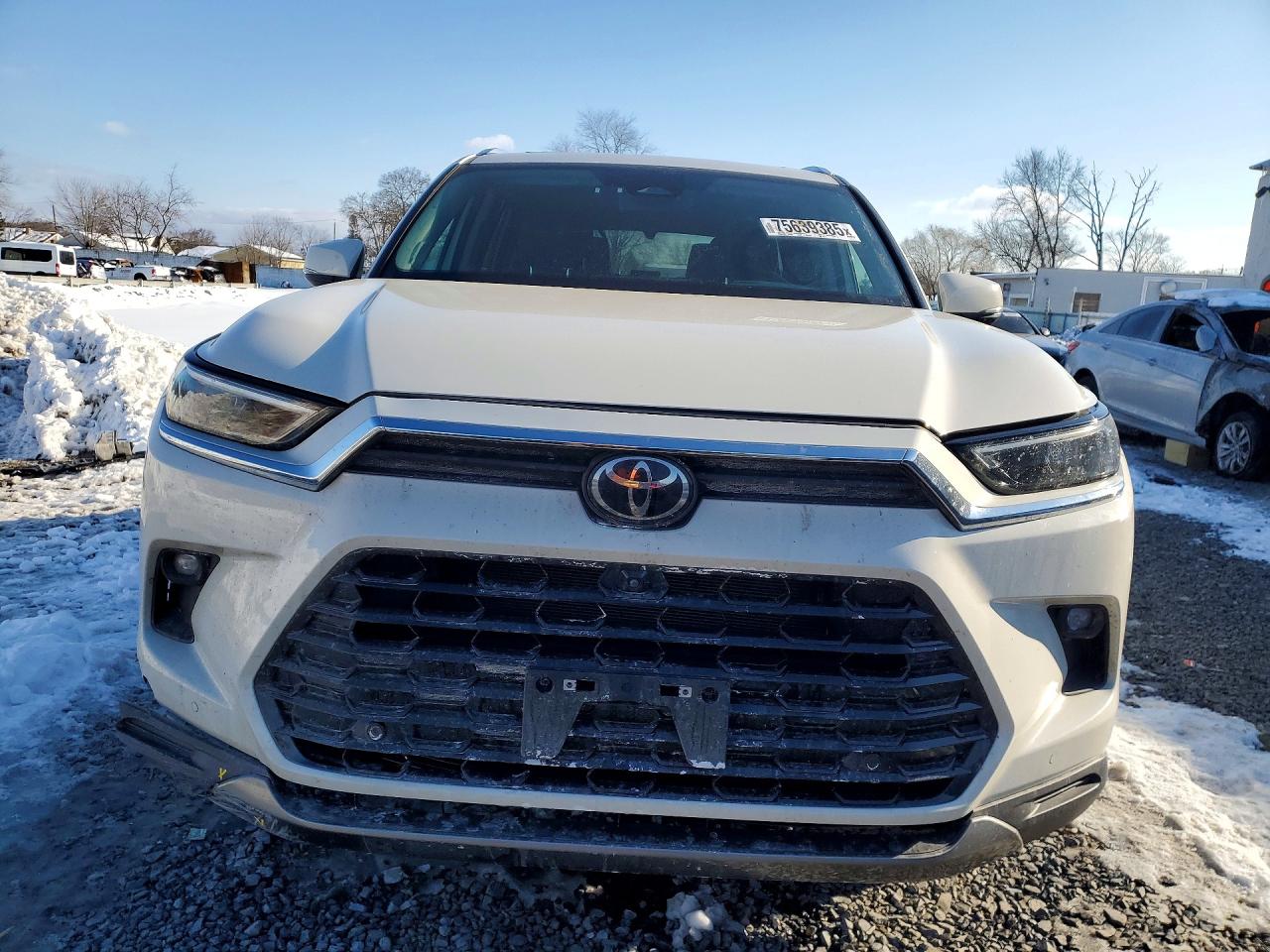 TOYOTA GRAND HIGHLANDER XLE 2024