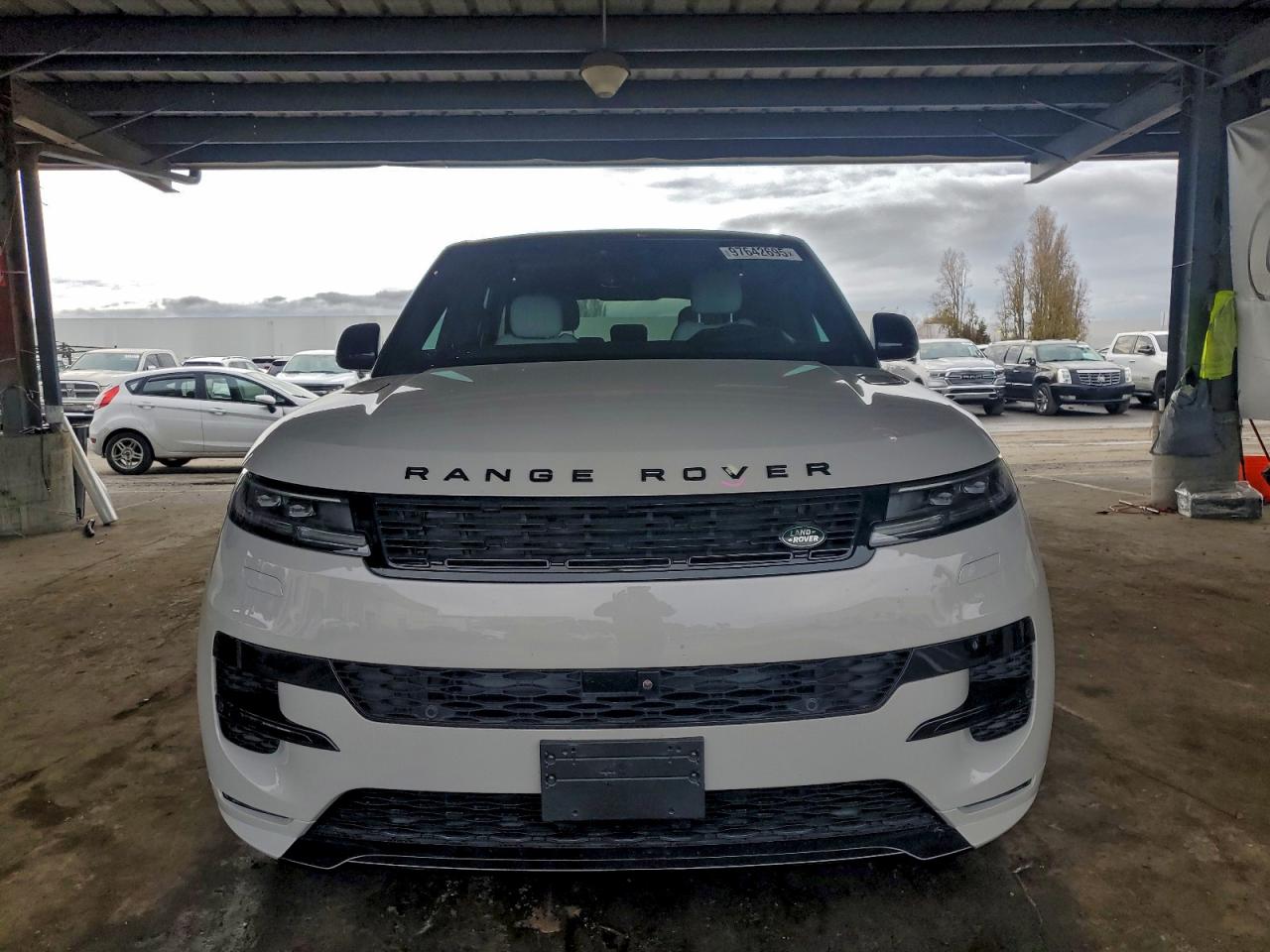 LAND ROVER RANGE ROVER SPORT DYNAMIC SE 2025