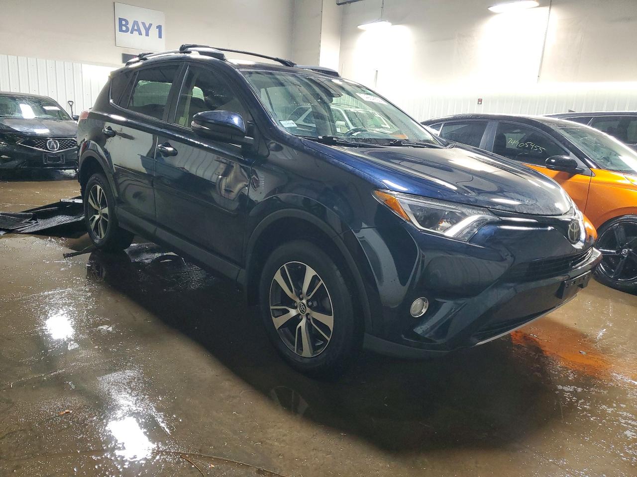 TOYOTA RAV4 XLE 2017