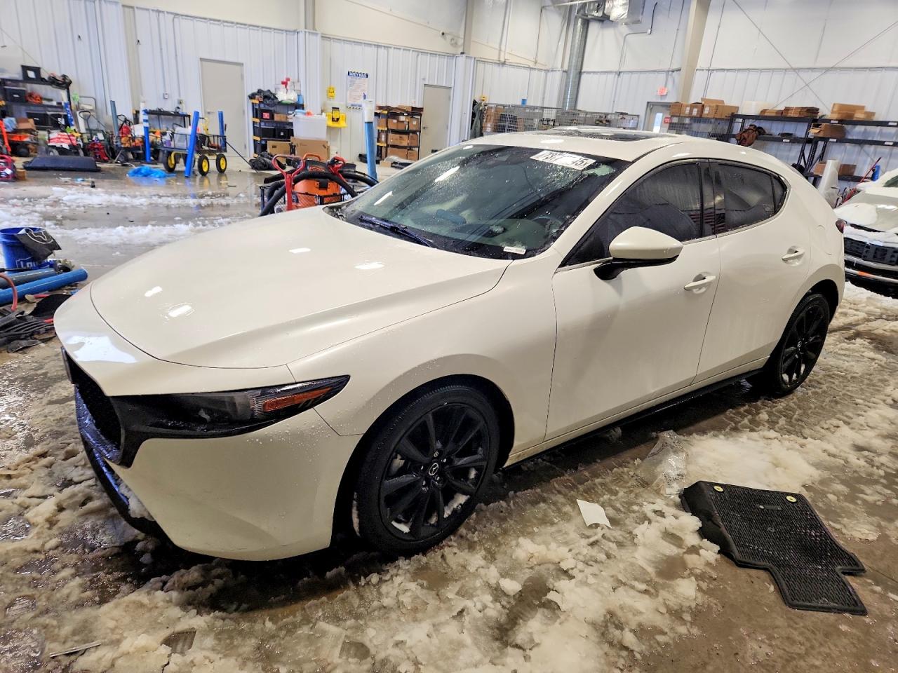 MAZDA 3 PREMIUM 2023