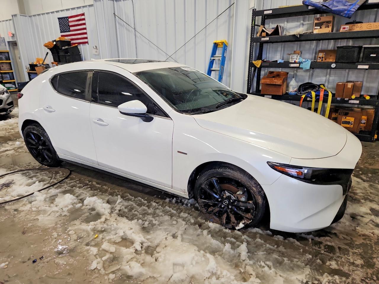 MAZDA 3 PREMIUM 2023