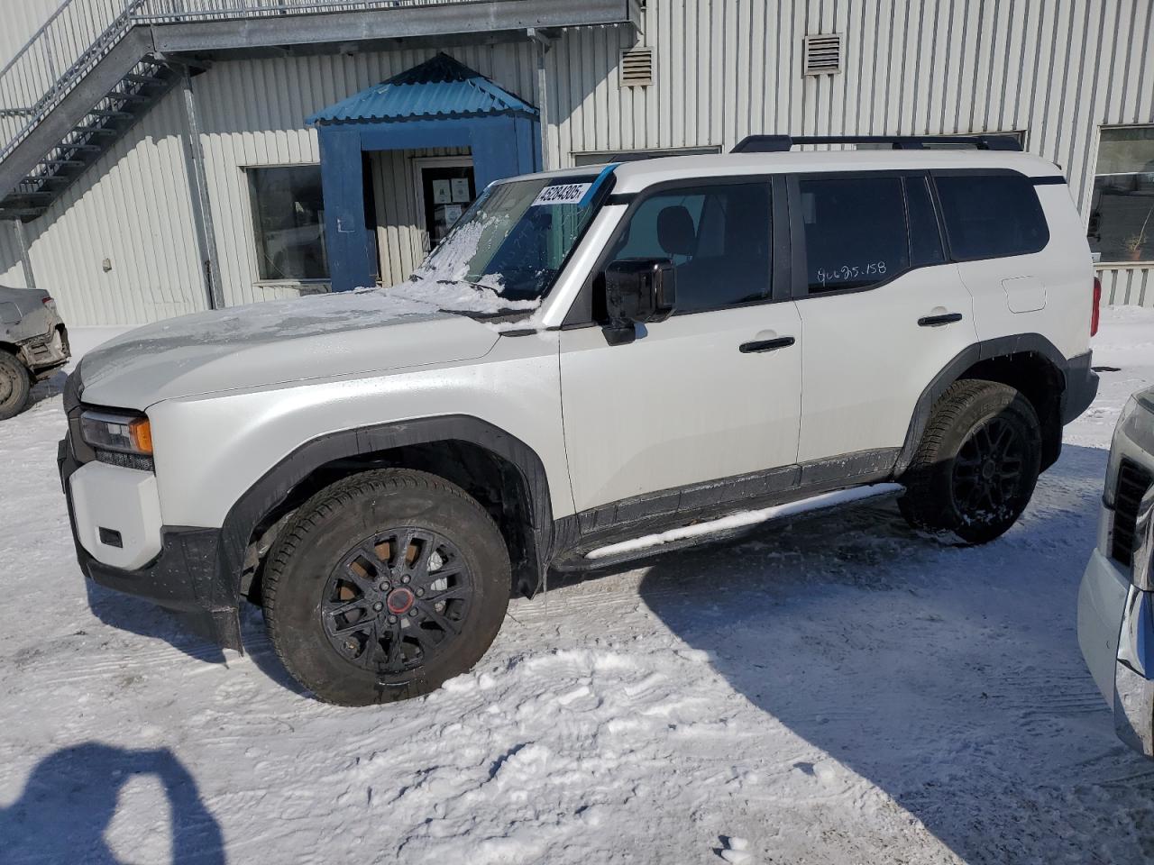 TOYOTA LAND CRUISER BASE 2025