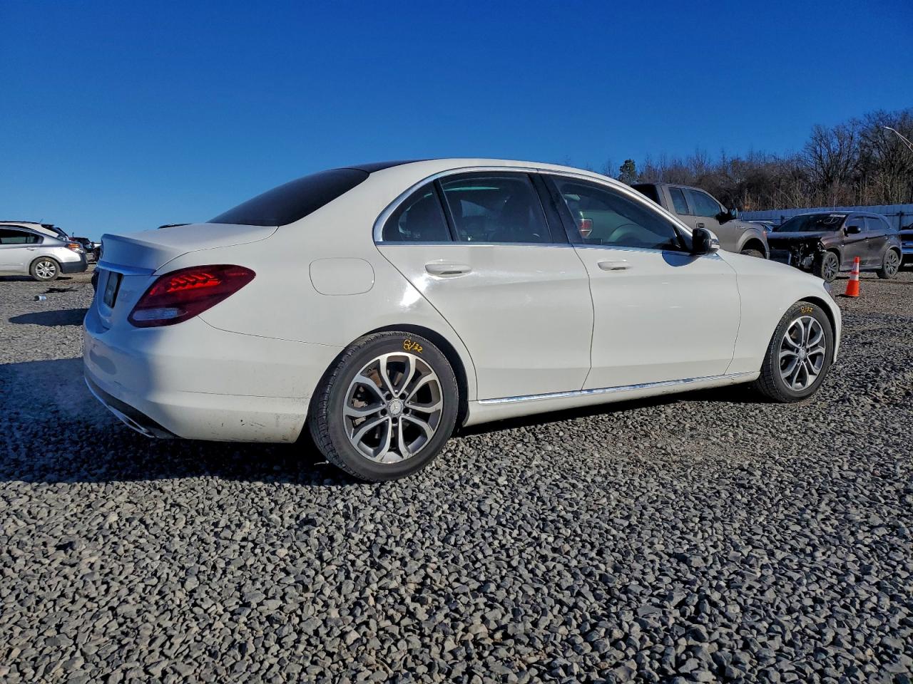 MERCEDES-BENZ C 300 2016