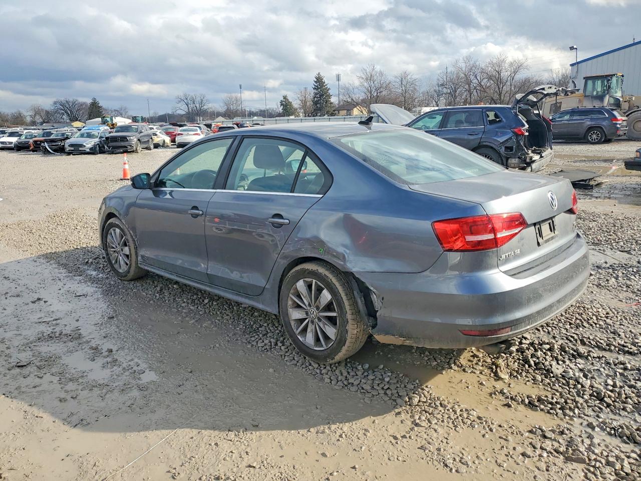 VOLKSWAGEN JETTA SE 2015
