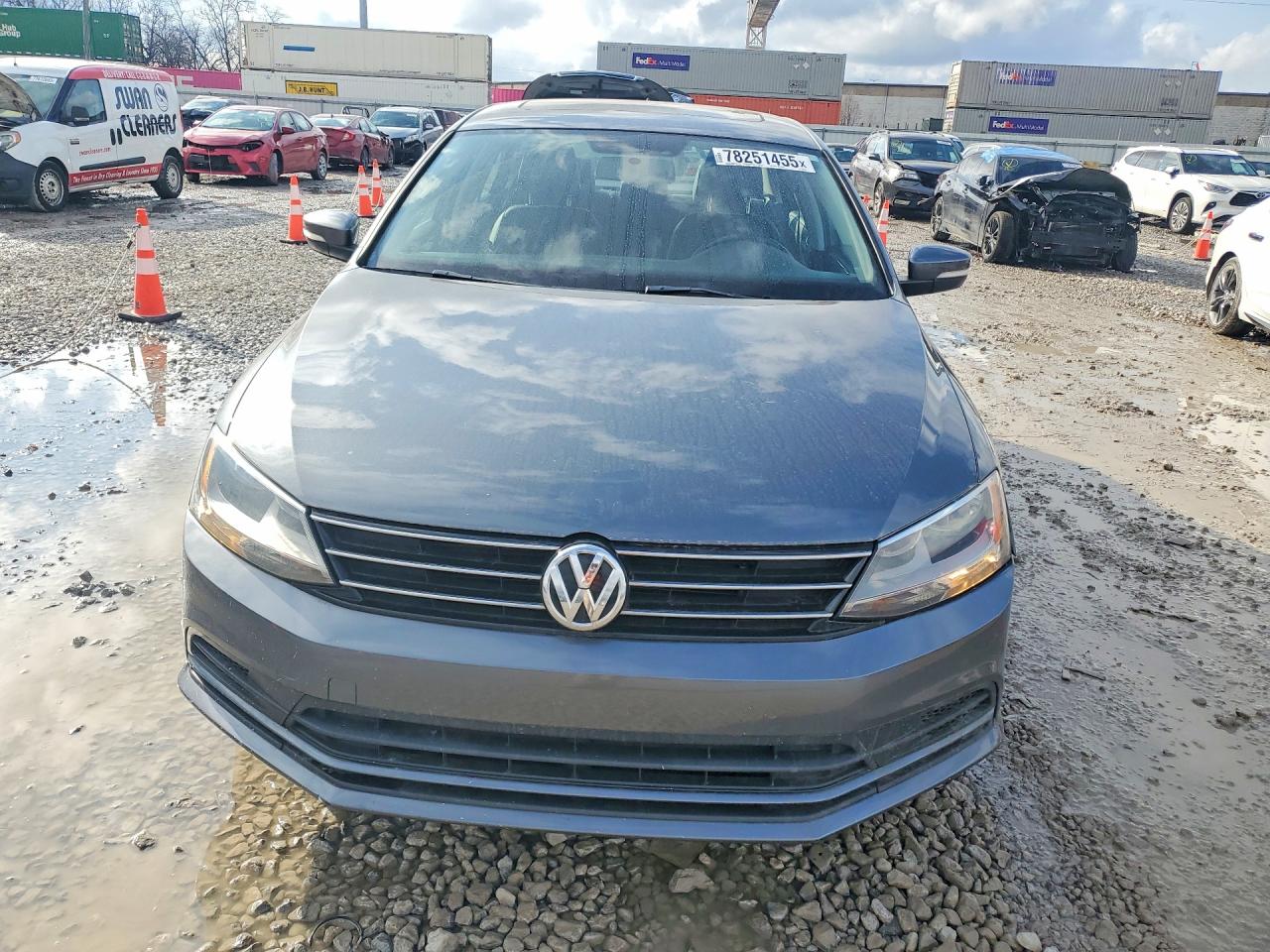 VOLKSWAGEN JETTA SE 2015