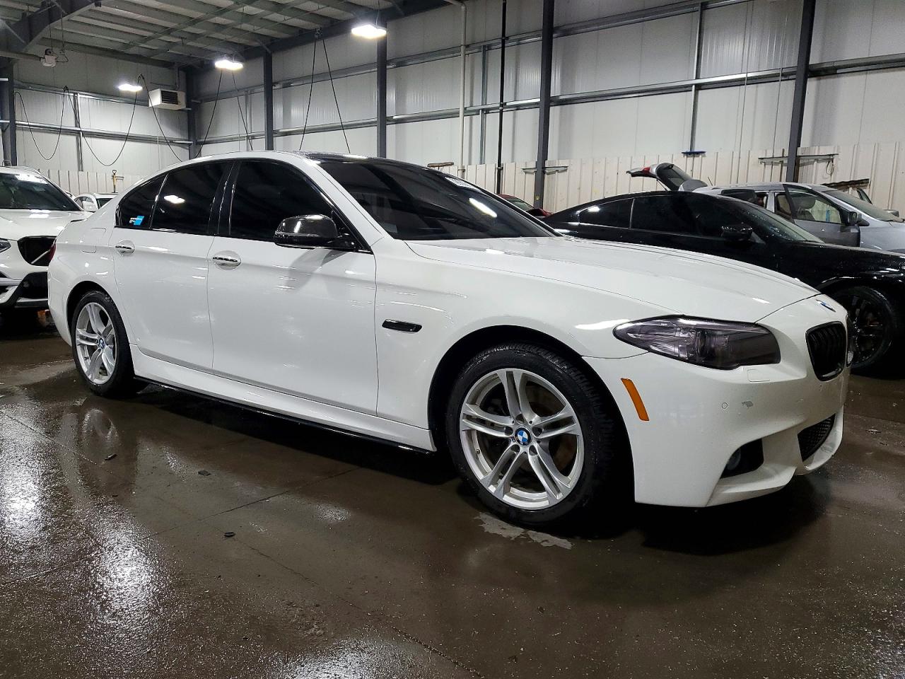 BMW 528 XI 2015