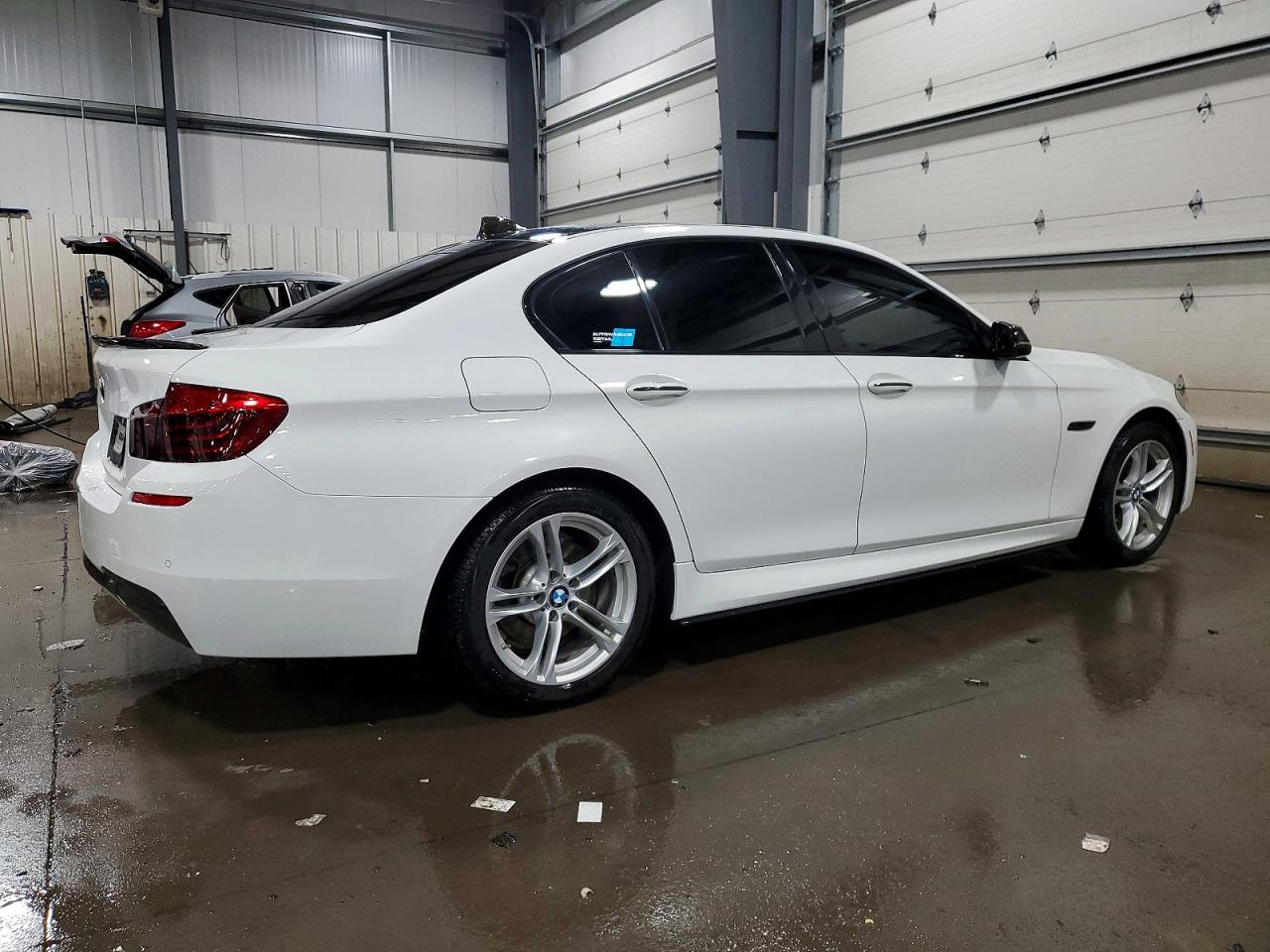 BMW 528 XI 2015