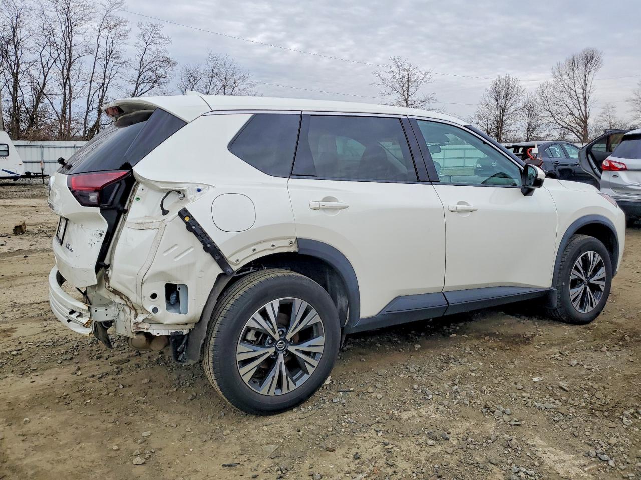 NISSAN ROGUE SV 2021