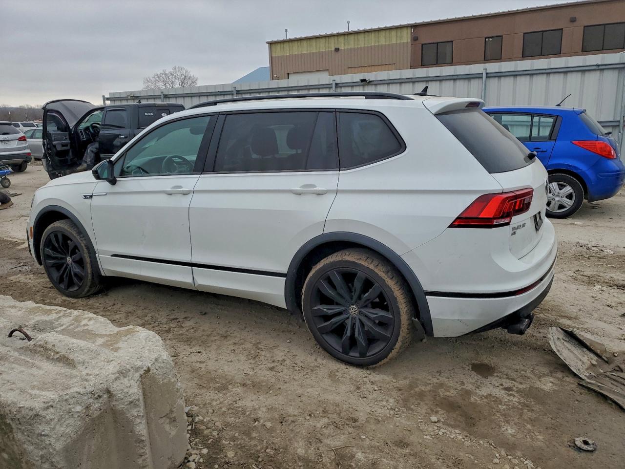 VOLKSWAGEN TIGUAN SE 2021