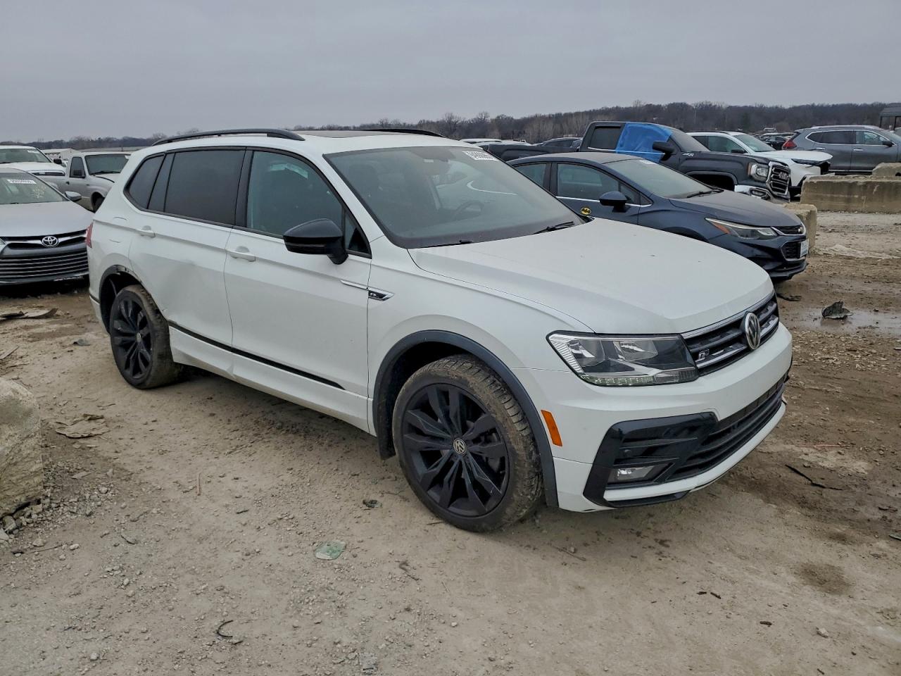 VOLKSWAGEN TIGUAN SE 2021