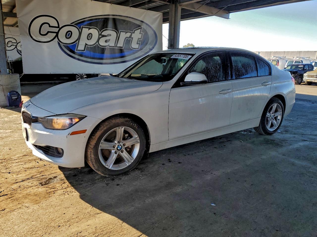 BMW 328 I SULEV 2014