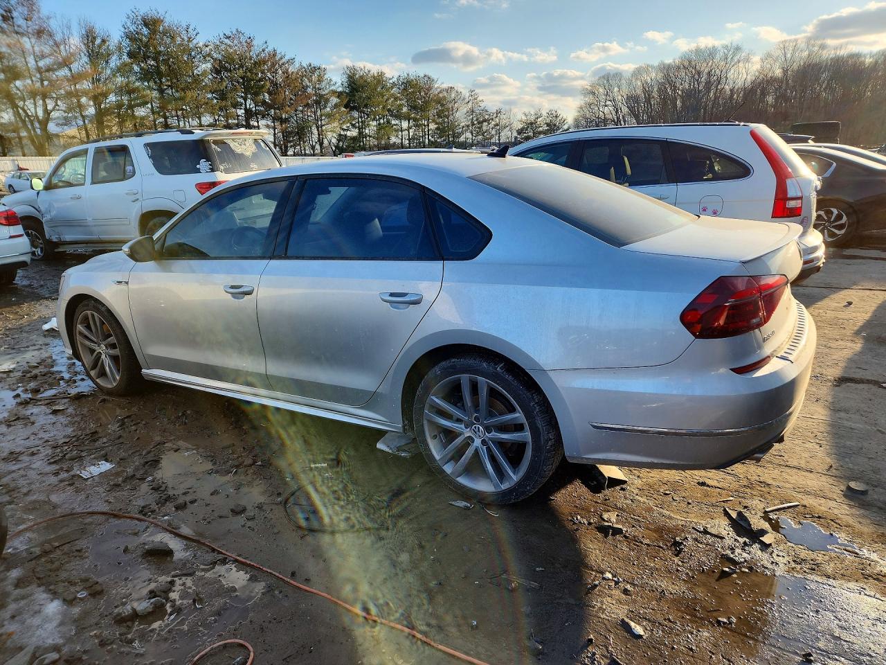 VOLKSWAGEN PASSAT S 2018
