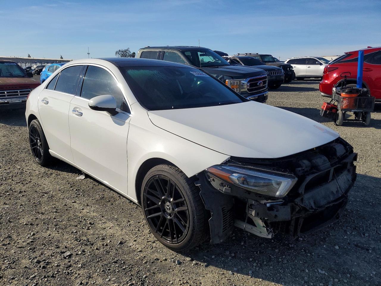 MERCEDES-BENZ A 220 4MATIC 2019