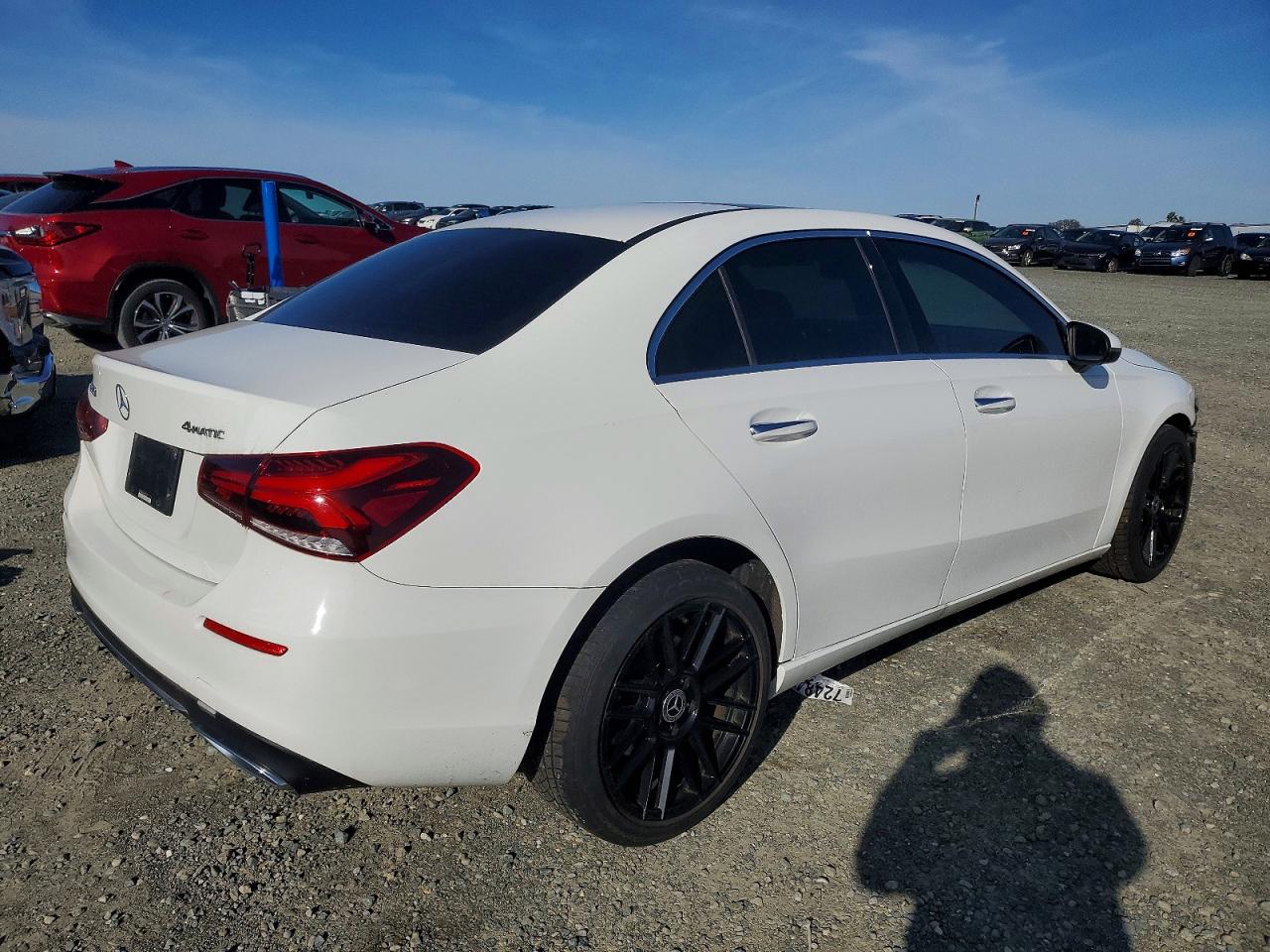 MERCEDES-BENZ A 220 4MATIC 2019