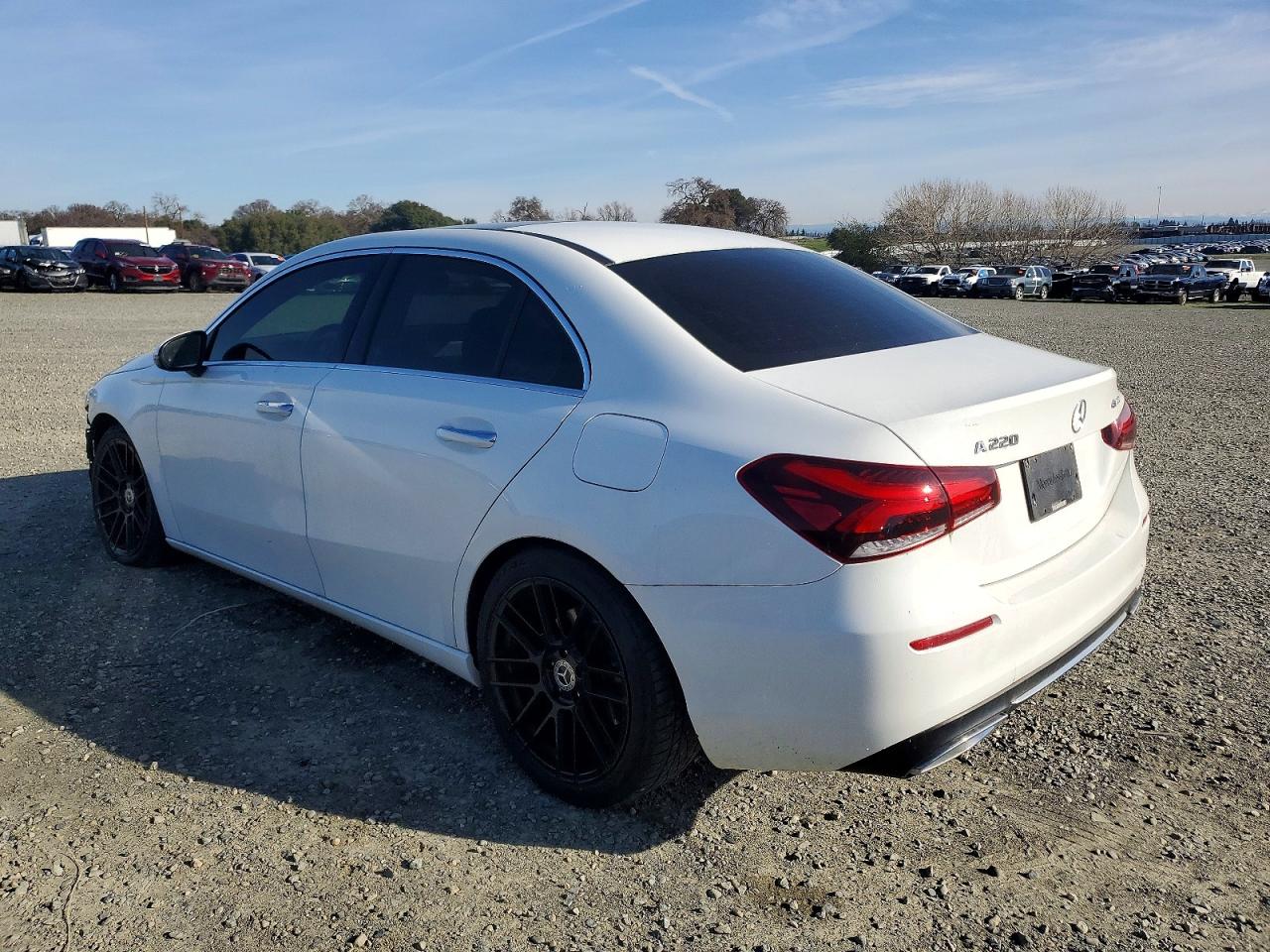 MERCEDES-BENZ A 220 4MATIC 2019