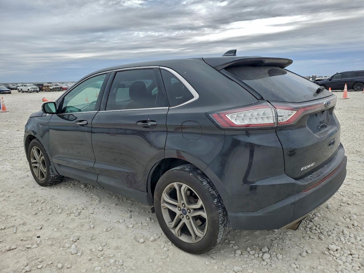 FORD EDGE TITANIUM 2015