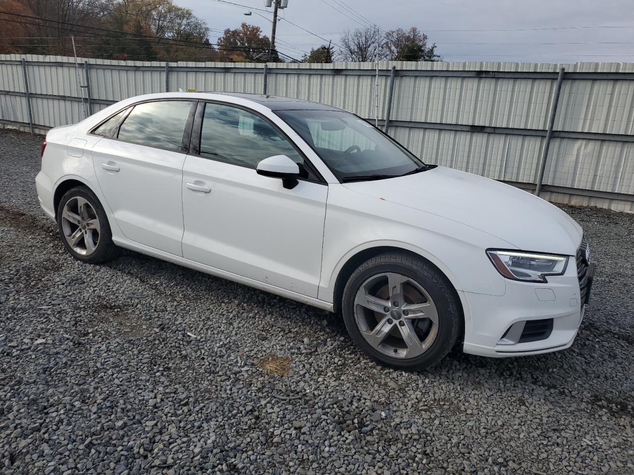 AUDI A3 PREMIUM 2018