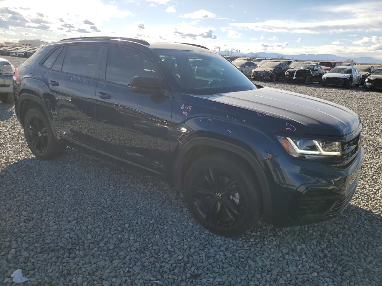 VOLKSWAGEN ATLAS CROSS SPORT SEL R-LINE 2022