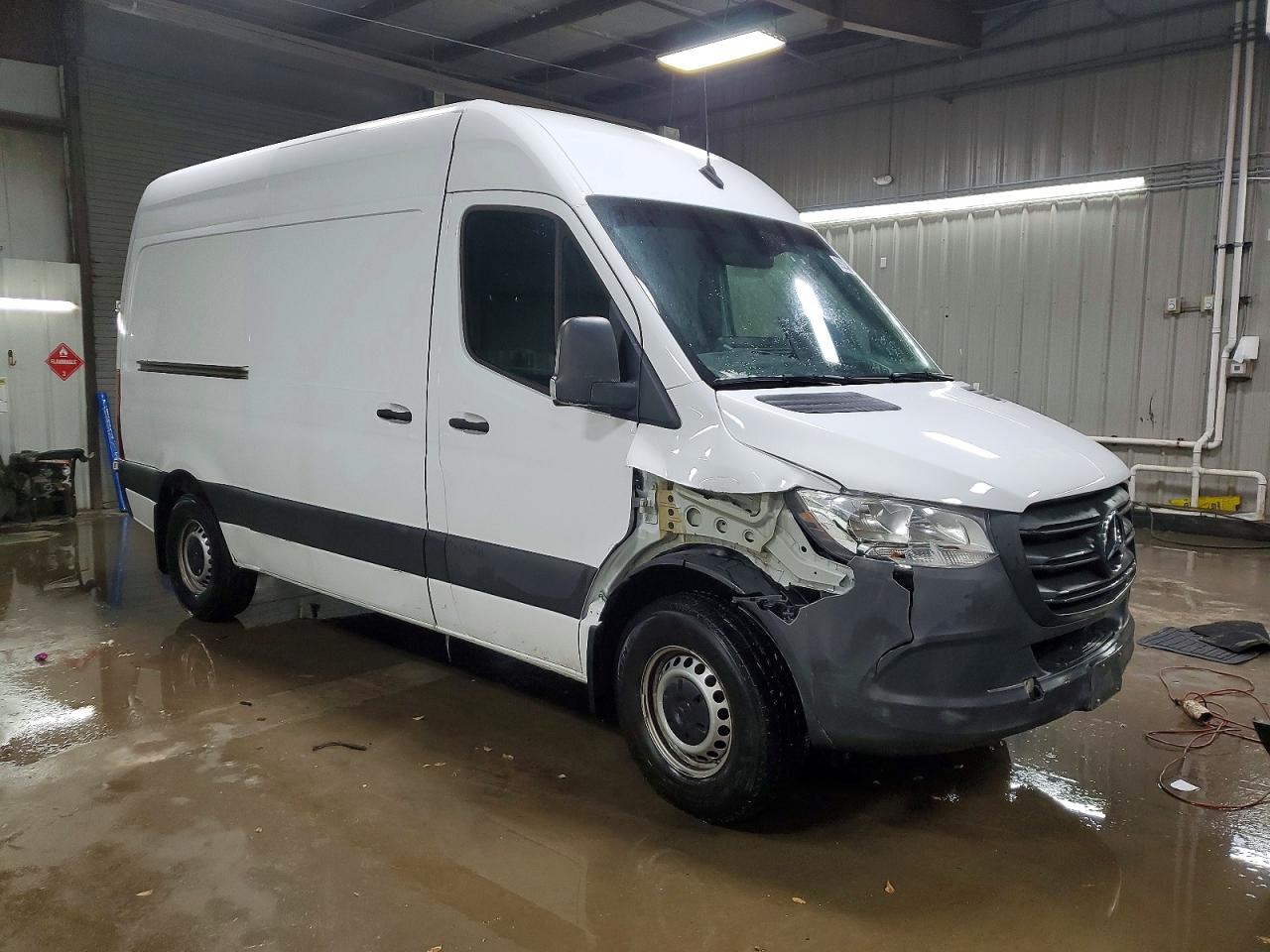 MERCEDES-BENZ SPRINTER 2500 2023