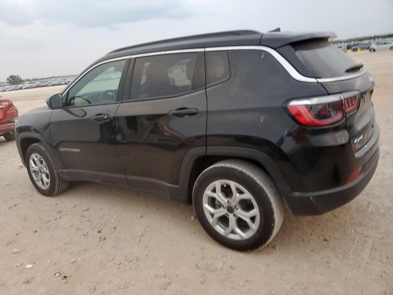 JEEP COMPASS LATITUDE 2025