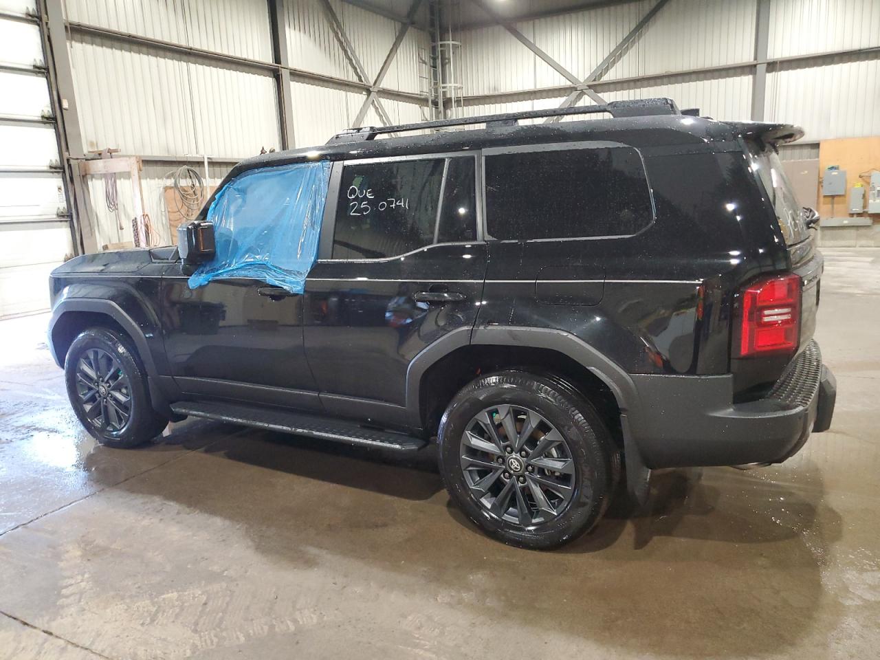 TOYOTA LAND CRUISER BASE 2025