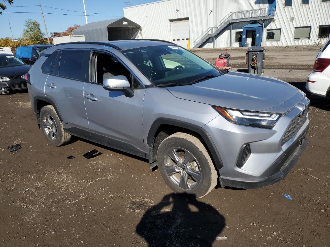 TOYOTA RAV4 XLE 2023