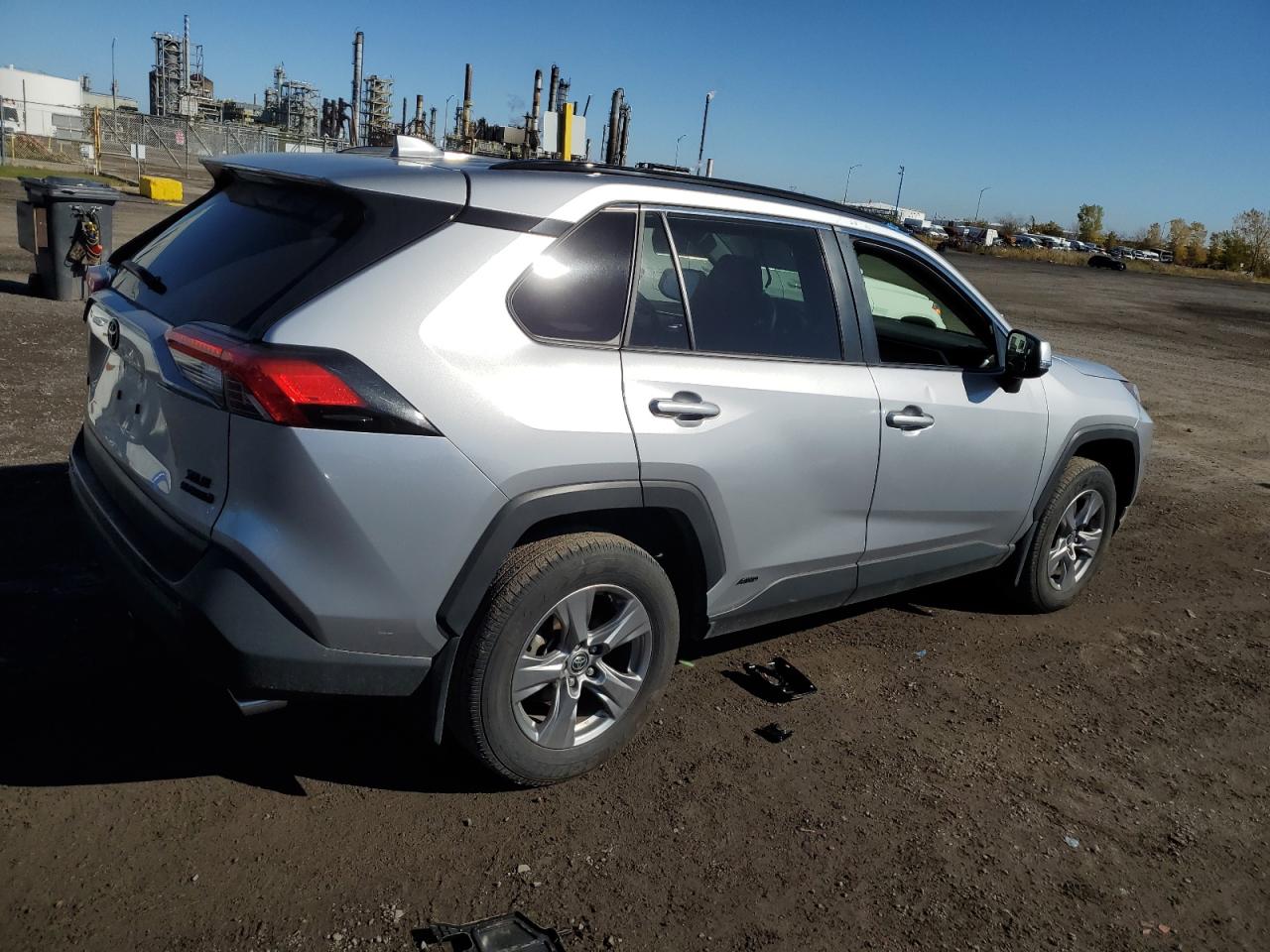 TOYOTA RAV4 XLE 2023