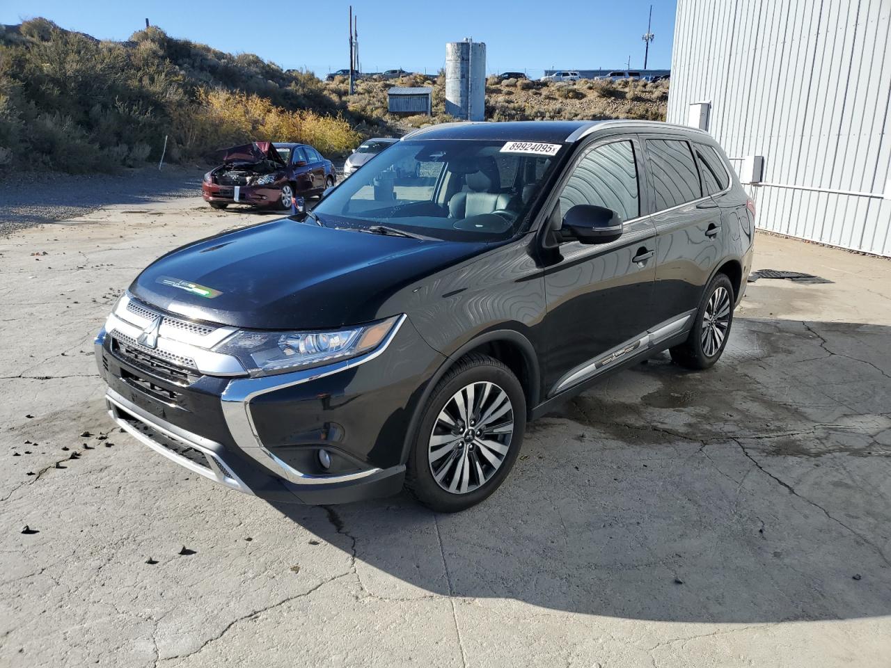 MITSUBISHI OUTLANDER SE 2020