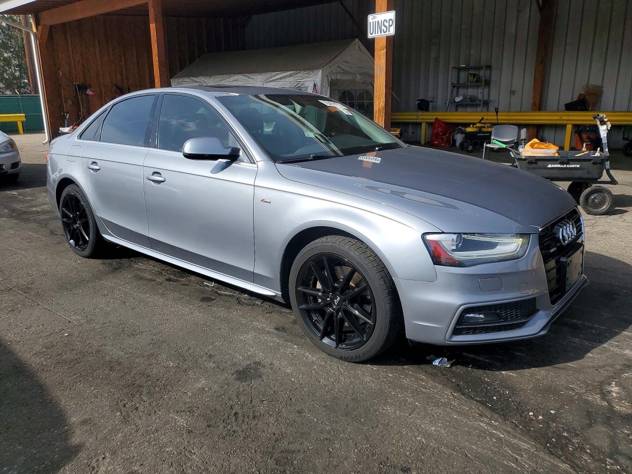 AUDI A4 PREMIUM 2015
