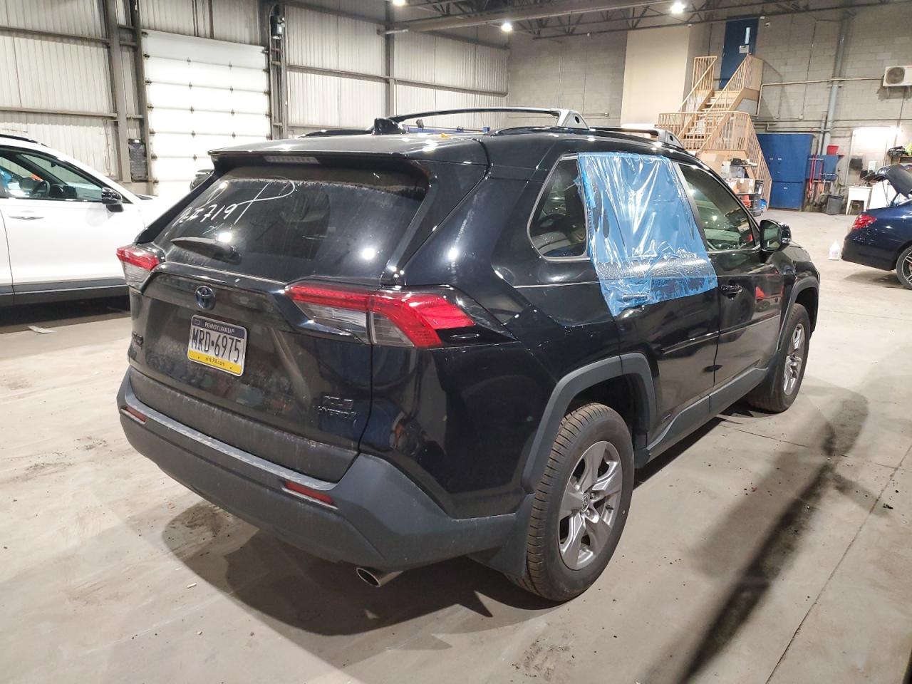 TOYOTA RAV4 XLE 2022