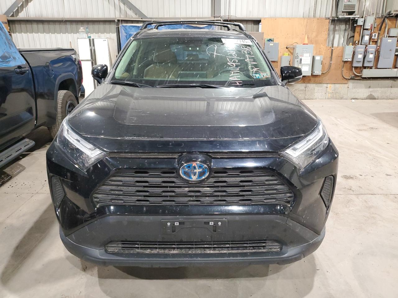 TOYOTA RAV4 XLE 2022