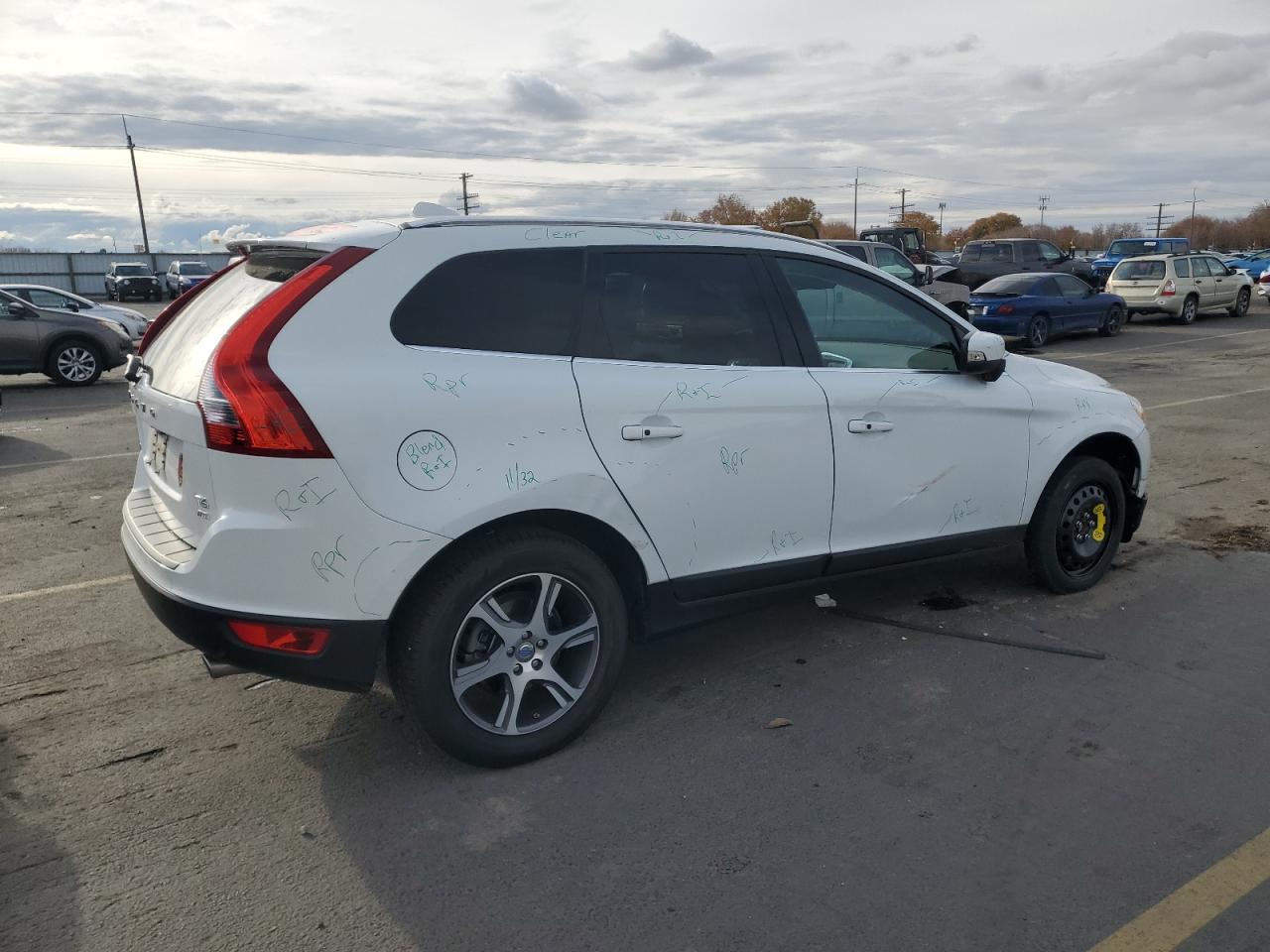 VOLVO XC60 T6 2013